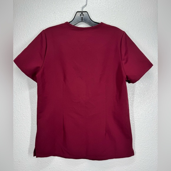 FIGS Catarina Technical Collection Scrub Top Short Sleeve Small Maroon FW1000 - Picture 3 of 7